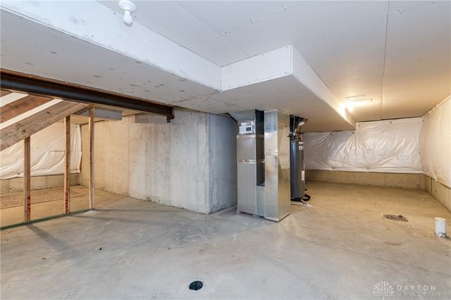 5127 Catalpa Drive, Tipp City, OH 45371