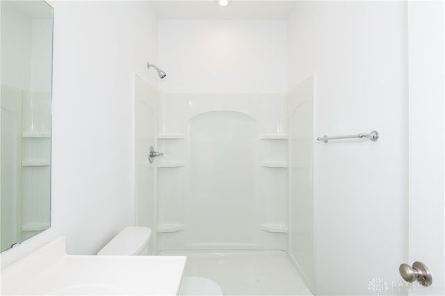 5127 Catalpa Drive, Tipp City, OH 45371