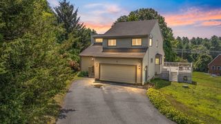 8 Farmall Way, Tewksbury, MA 01876