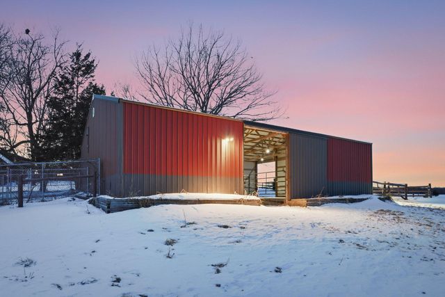 12998 Maxwell Road, Chisago City, MN 55013