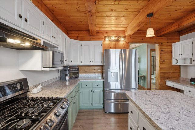 12998 Maxwell Road, Chisago City, MN 55013