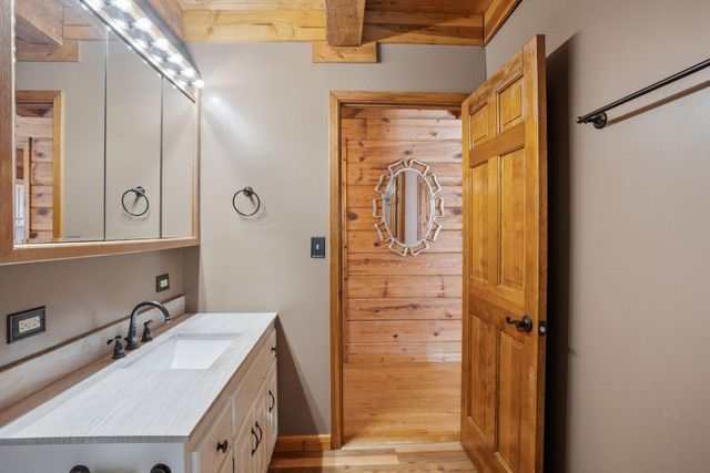 12998 Maxwell Road, Chisago City, MN 55013