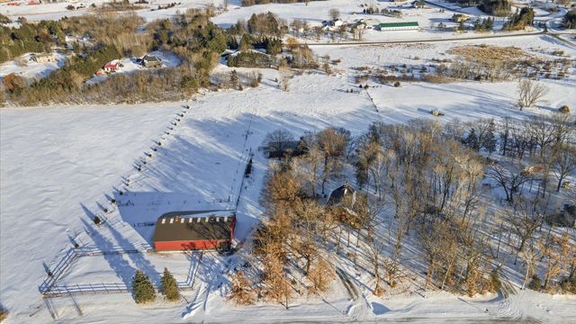 12998 Maxwell Road, Chisago City, MN 55013