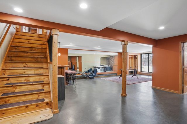 12998 Maxwell Road, Chisago City, MN 55013