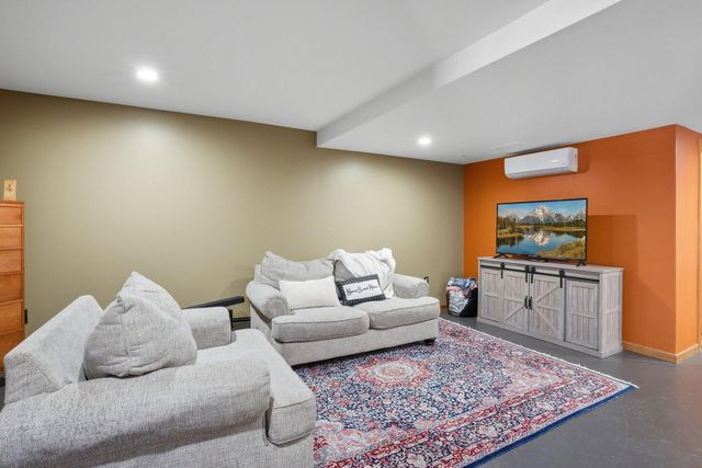 12998 Maxwell Road, Chisago City, MN 55013