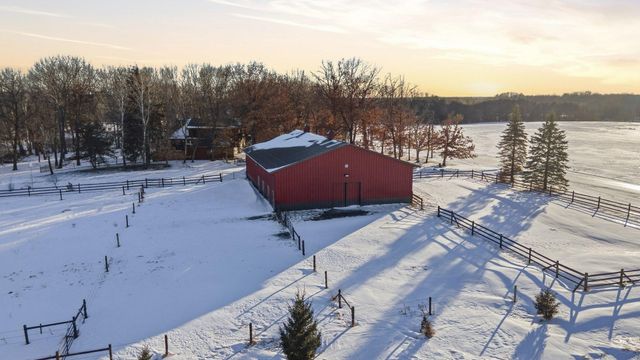 12998 Maxwell Road, Chisago City, MN 55013