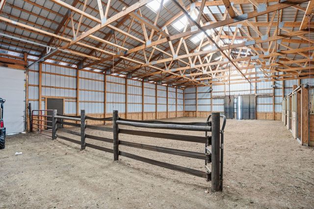 12998 Maxwell Road, Chisago City, MN 55013