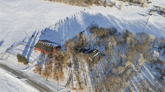 12998 Maxwell Road, Chisago City, MN 55013