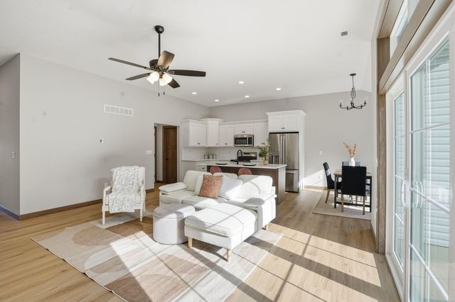 3444 Jamestown Drive, Zanesville, OH 43701