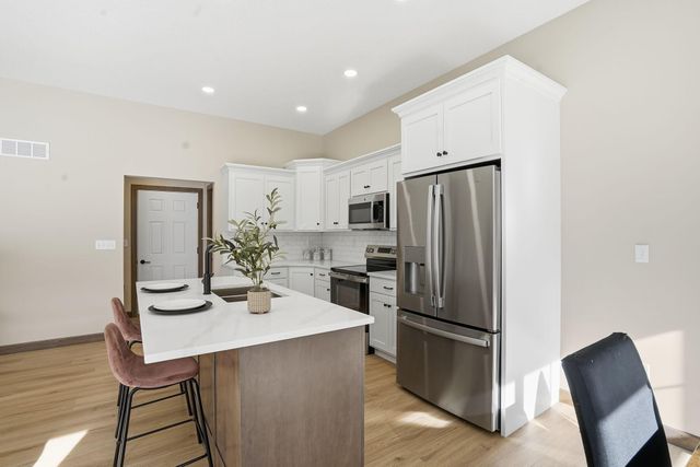 3444 Jamestown Drive, Zanesville, OH 43701