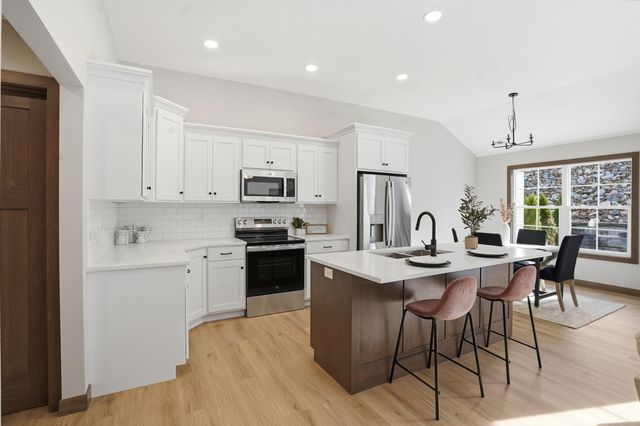 3444 Jamestown Drive, Zanesville, OH 43701