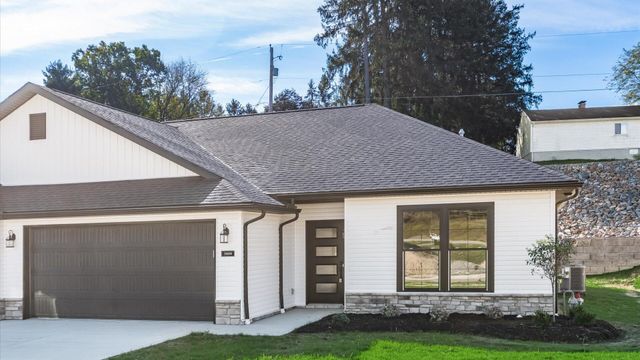 3444 Jamestown Drive, Zanesville, OH 43701