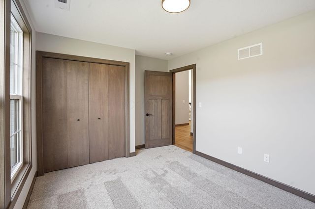 3444 Jamestown Drive, Zanesville, OH 43701