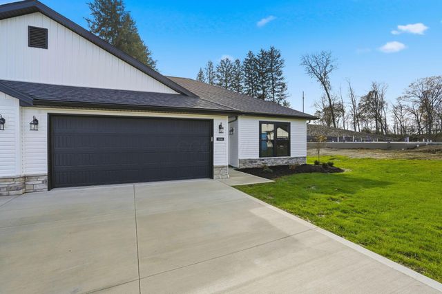 3444 Jamestown Drive, Zanesville, OH 43701