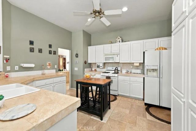 435 Rembrandt Drive, Corona, CA 92882