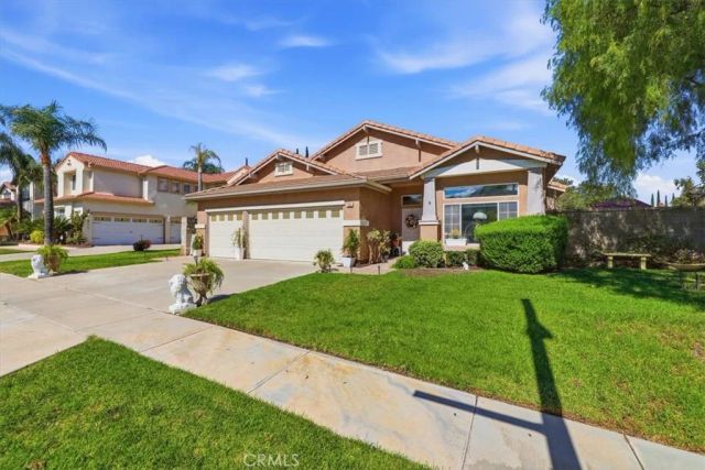 435 Rembrandt Drive, Corona, CA 92882