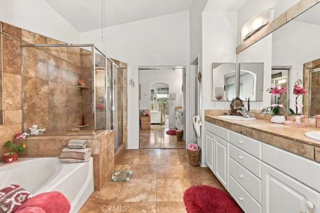 435 Rembrandt Drive, Corona, CA 92882