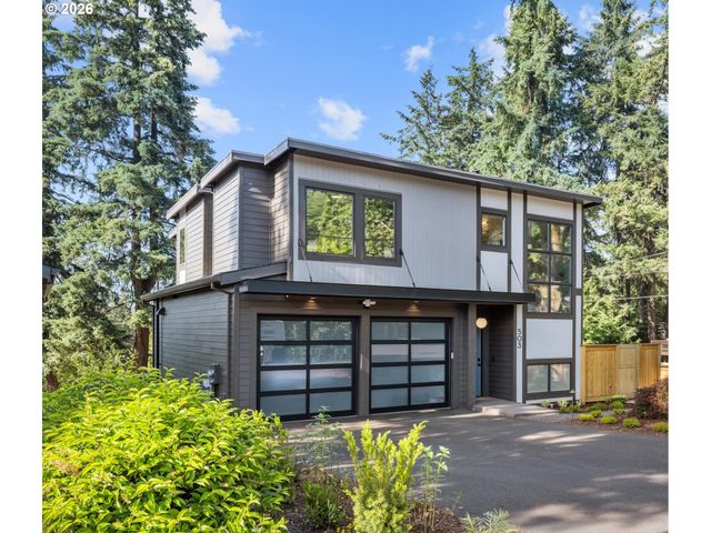 503 LAUREL St, Lake Oswego, OR 97034