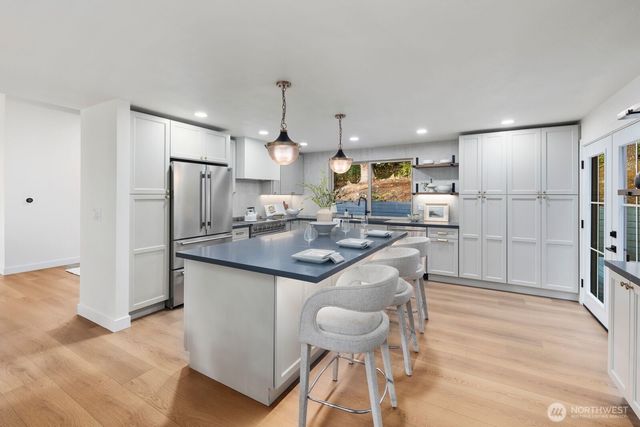 25510 SE 159 Street, Issaquah, WA 98027