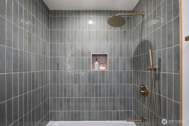 25510 SE 159 Street, Issaquah, WA 98027