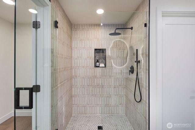 25510 SE 159 Street, Issaquah, WA 98027