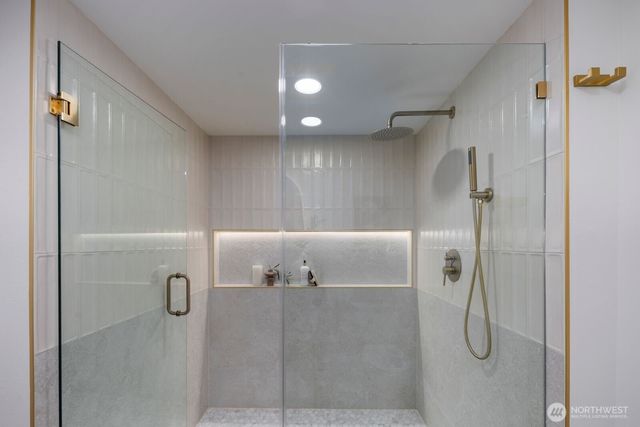 25510 SE 159 Street, Issaquah, WA 98027