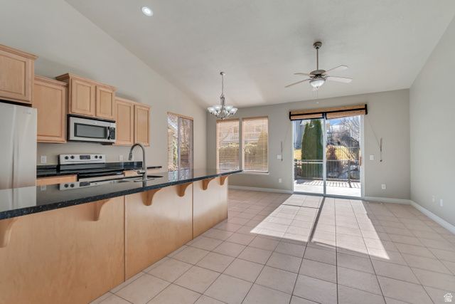 2403 S LAKEWOOD, Saratoga Springs, UT 84045