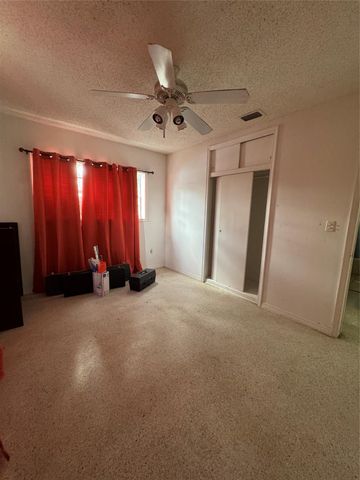 18530 NW 42nd Ave, Miami Gardens, FL 33055