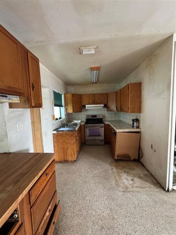 18530 NW 42nd Ave, Miami Gardens, FL 33055