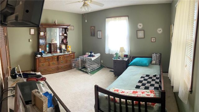 835 N 1710 Road, Lawrence, KS 66049