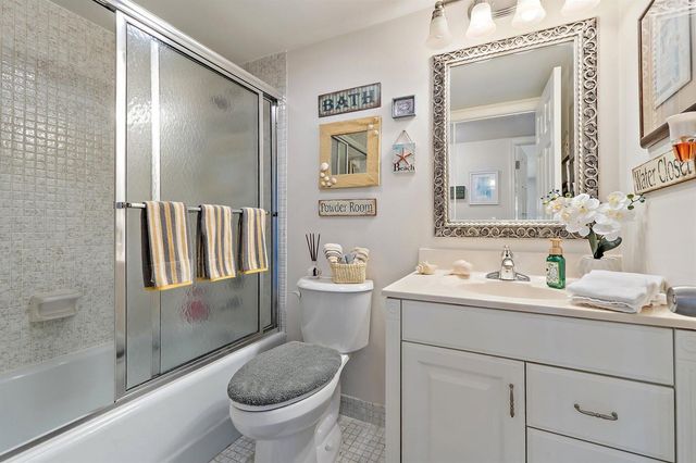 5480 N Ocean Drive A3c, Singer Island, FL 33404