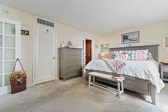 5480 N Ocean Drive A3c, Singer Island, FL 33404