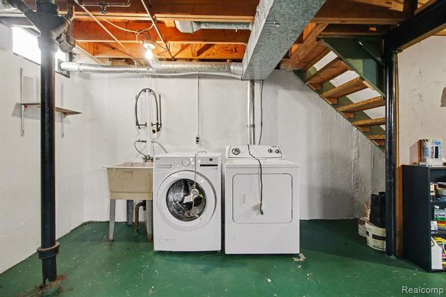 15648 Michael Street, Taylor, MI 48180