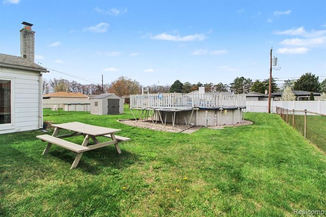 15648 Michael Street, Taylor, MI 48180