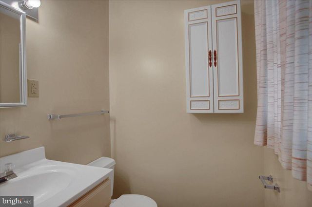9 SHADY LANE, Mechanicsburg, PA 17050