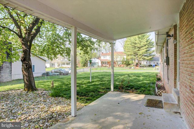 9 SHADY LANE, Mechanicsburg, PA 17050