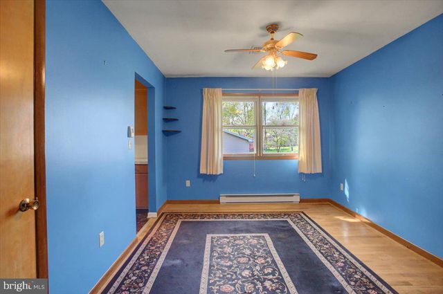9 SHADY LANE, Mechanicsburg, PA 17050