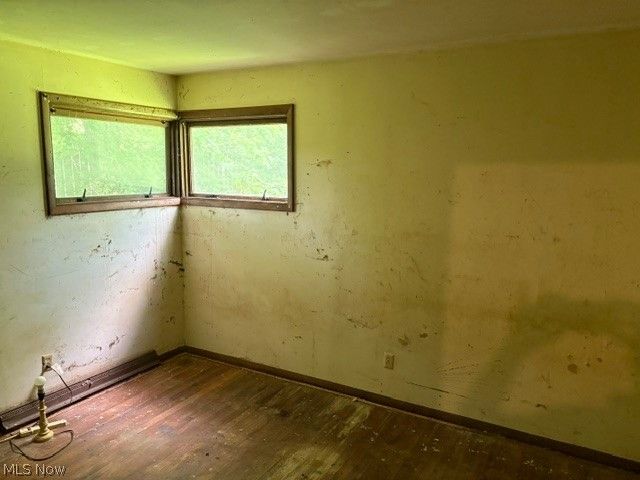 2033 Scenic Way, Akron, OH 44312