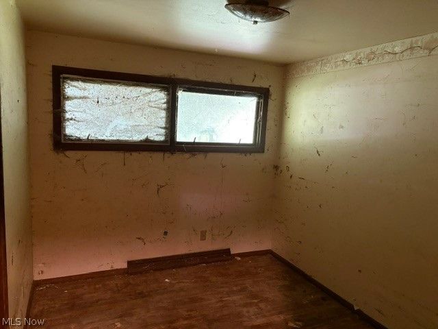2033 Scenic Way, Akron, OH 44312