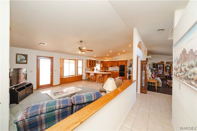3557 Packsaddle Road, Kingman, AZ 86401