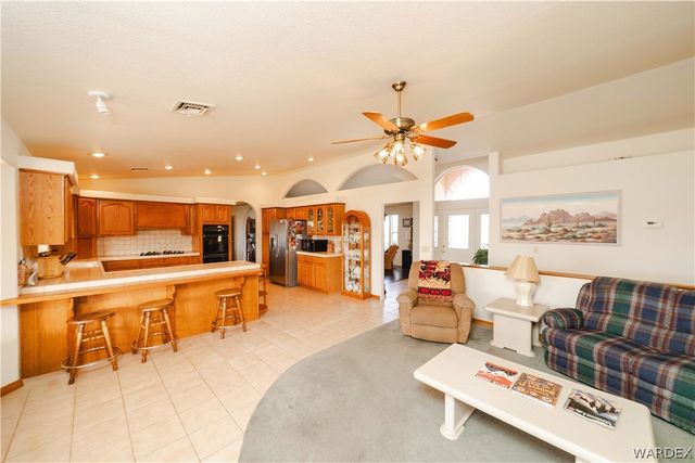 3557 Packsaddle Road, Kingman, AZ 86401