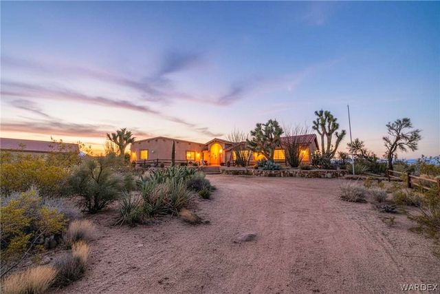 3557 Packsaddle Road, Kingman, AZ 86401