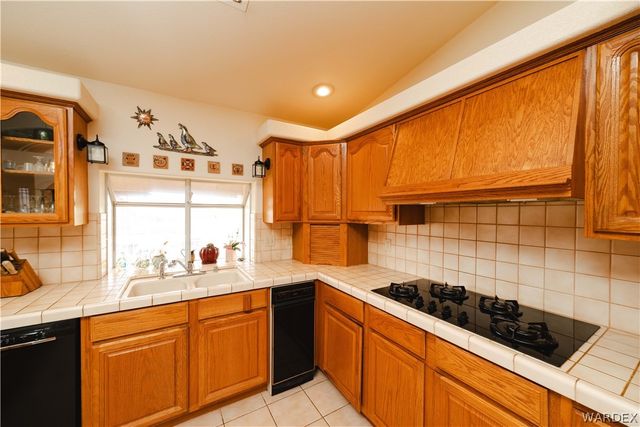 3557 Packsaddle Road, Kingman, AZ 86401