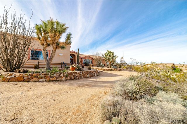 3557 Packsaddle Road, Kingman, AZ 86401