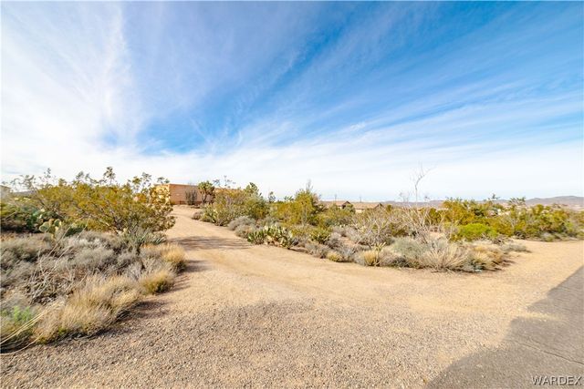 3557 Packsaddle Road, Kingman, AZ 86401