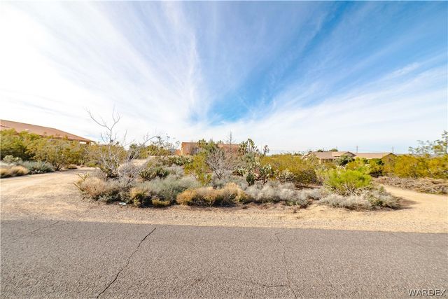 3557 Packsaddle Road, Kingman, AZ 86401