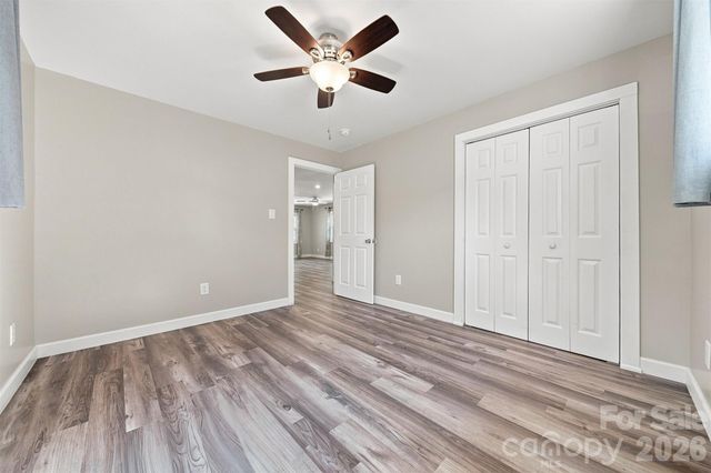 2938 11th Avenue SW, Hickory, NC 28602