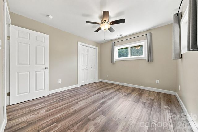 2938 11th Avenue SW, Hickory, NC 28602