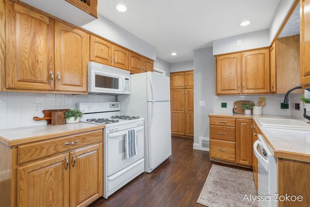 6566 Cherrywood Avenue, Georgetown Twp, MI 49428