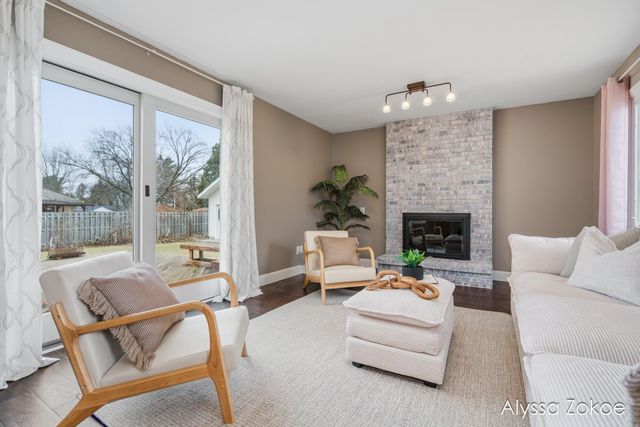 6566 Cherrywood Avenue, Georgetown Twp, MI 49428